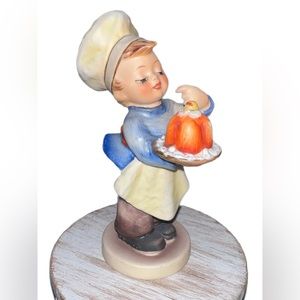 M.J. Hummel “Baker” #128 Figurine